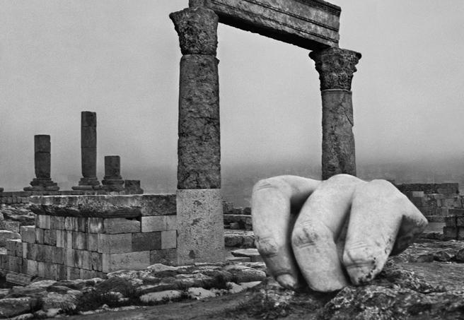 Amman, Giordania, 2012 (particolare) © Josef Koudelka Magnum Photos